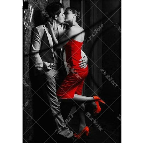 Kissing couple 5D DIY Paint By Diamond Kit